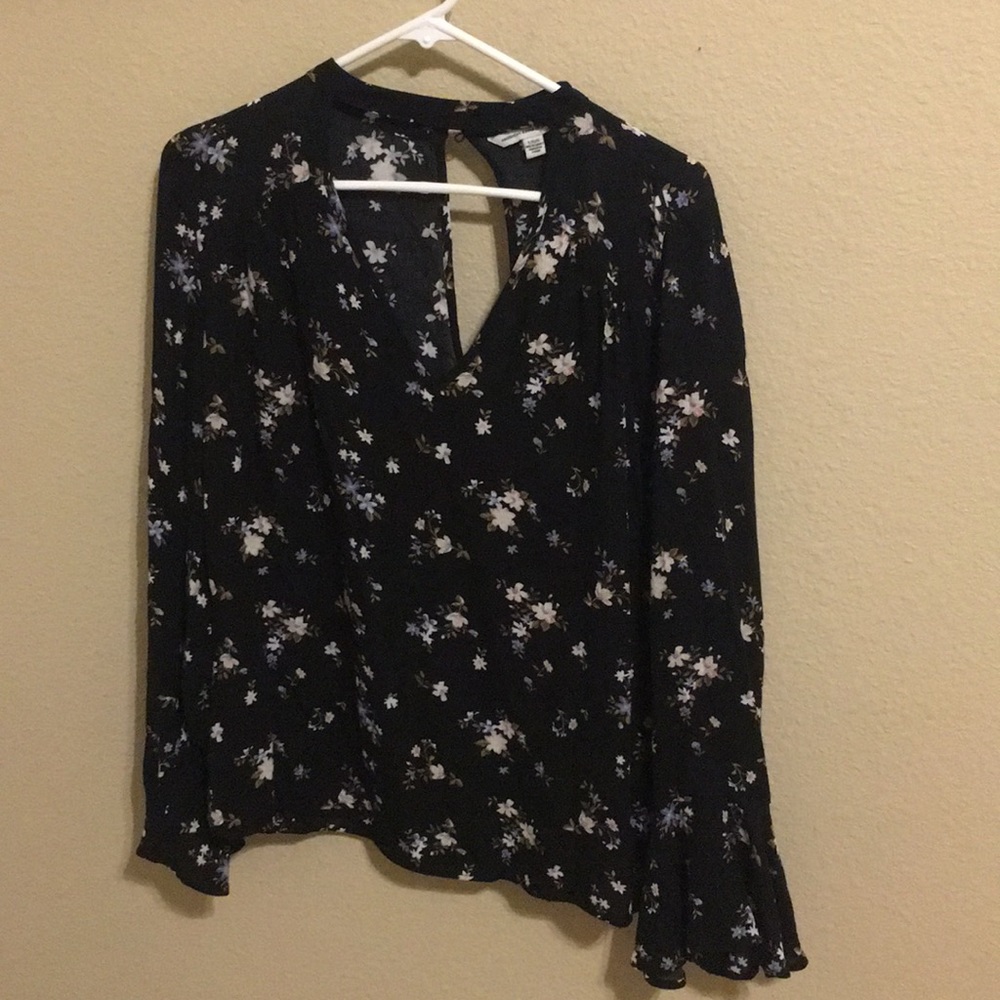 American Eagle Bell Sleeve Blouse